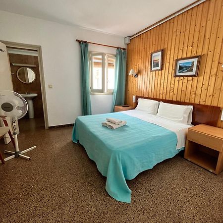 P&R Hostals Maria Rosa Тоса де Мар Екстериор снимка