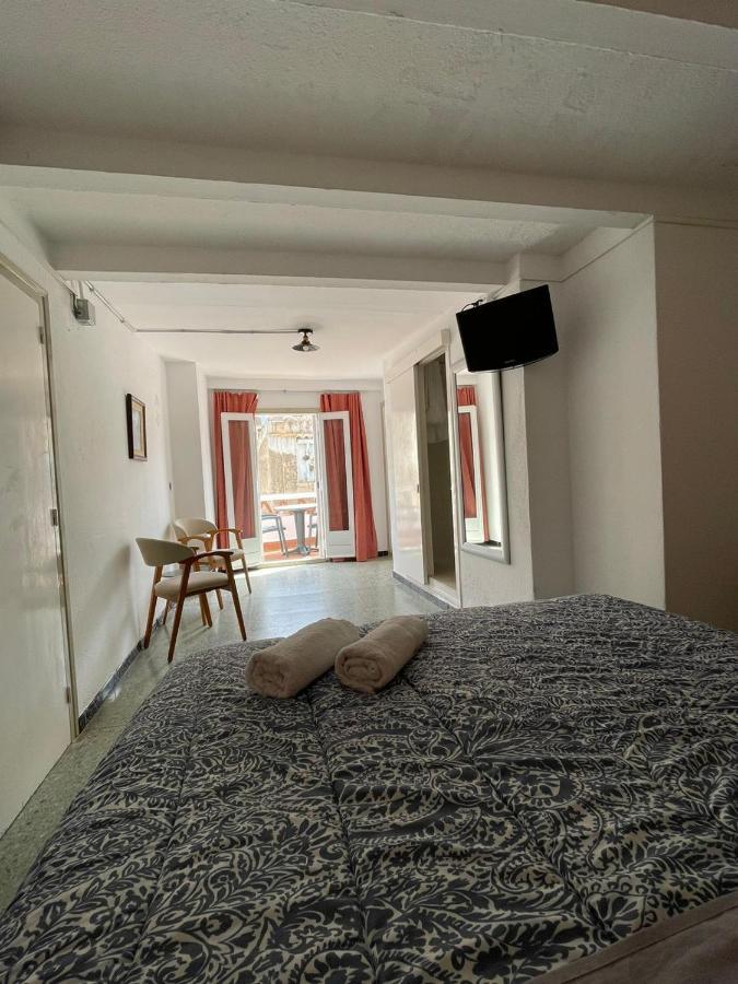 P&R Hostals Maria Rosa Тоса де Мар Екстериор снимка
