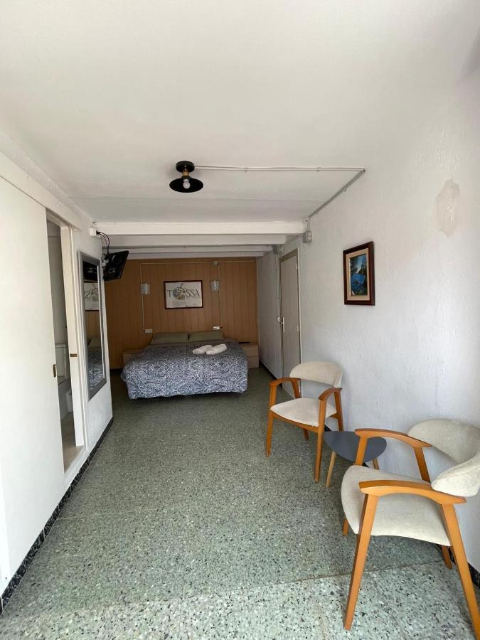 P&R Hostals Maria Rosa Тоса де Мар Екстериор снимка