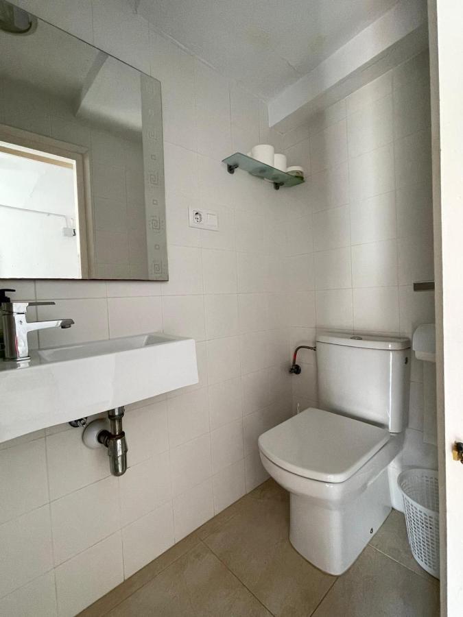 P&R Hostals Maria Rosa Тоса де Мар Екстериор снимка