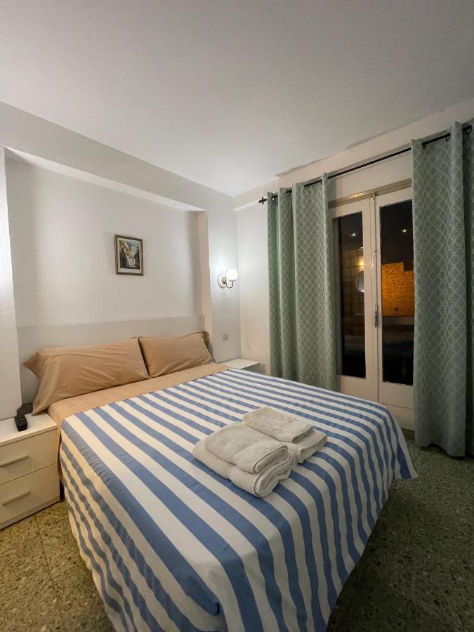 P&R Hostals Maria Rosa Тоса де Мар Екстериор снимка